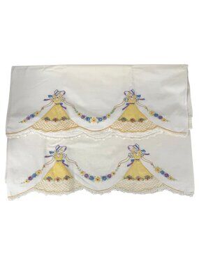 Pair VTG Hand Embroidered Scallop Crochet Edge Southern Belle Lady Design Set 2